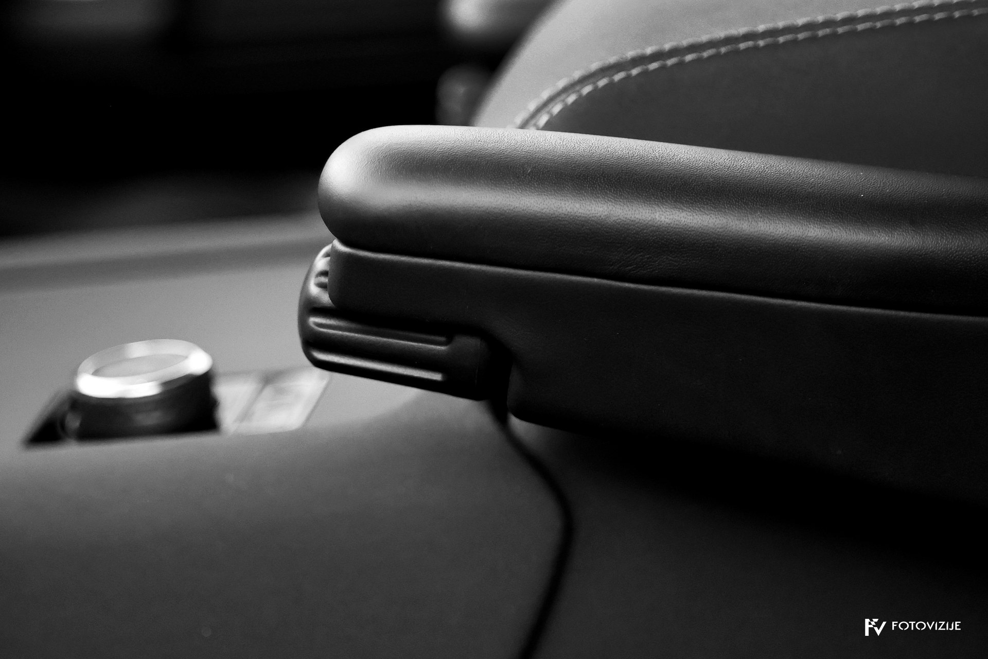 Land Rover Discovery HSE detail