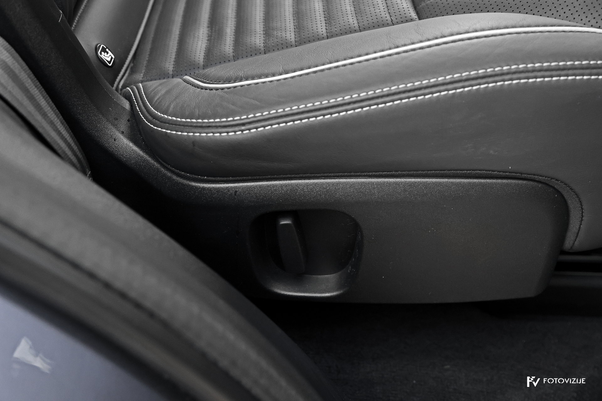 Land Rover Discovery HSE detail