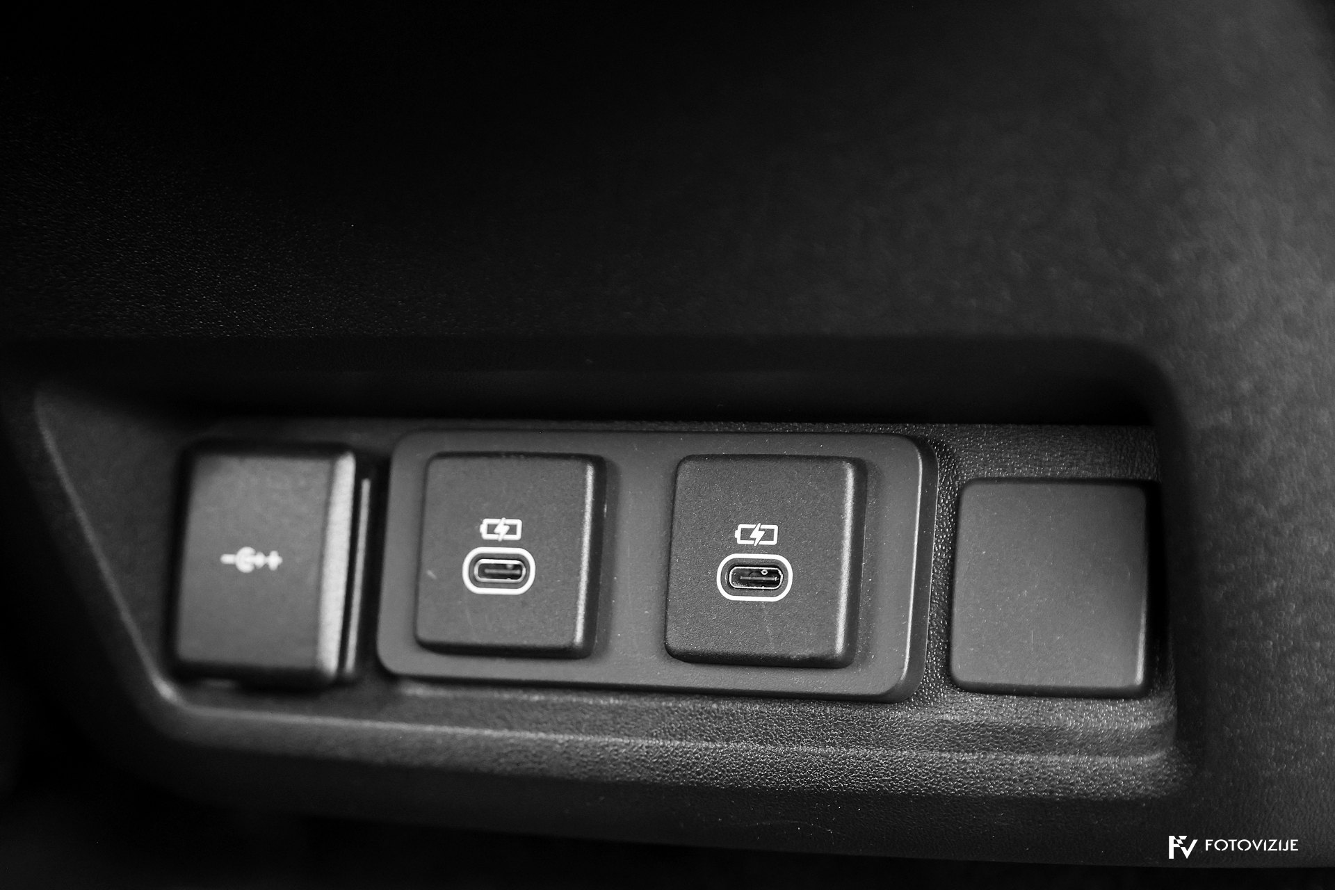 Land Rover Discovery HSE detail