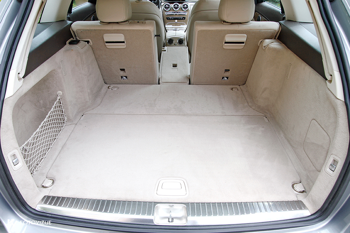 Mercedes-Benz C 220d karavan Avantgarde-Luxury 2016 - prtljažni prostor podiranje naslonov zadnje klopi